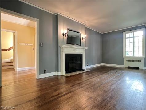 16287 Brewster Road Cleveland OH 44112