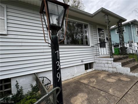 739 Western Drive Wooster OH 44691