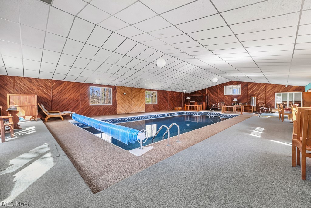 13881 Salem Church Street NE Paris OH 44669