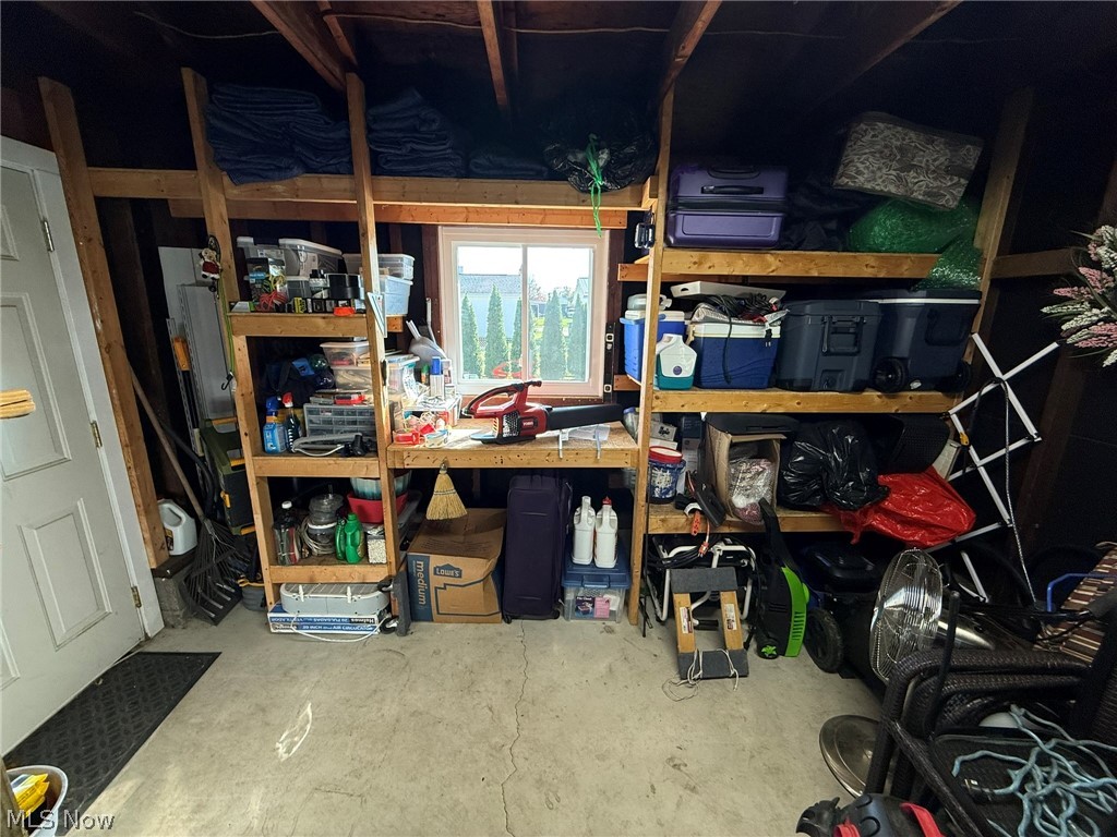 826 Chelsea Drive Dover OH 44622