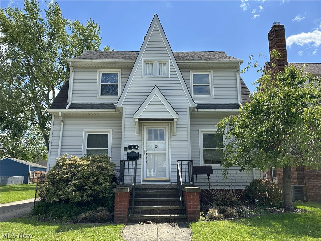 2713 Brookview Boulevard Parma OH 44134