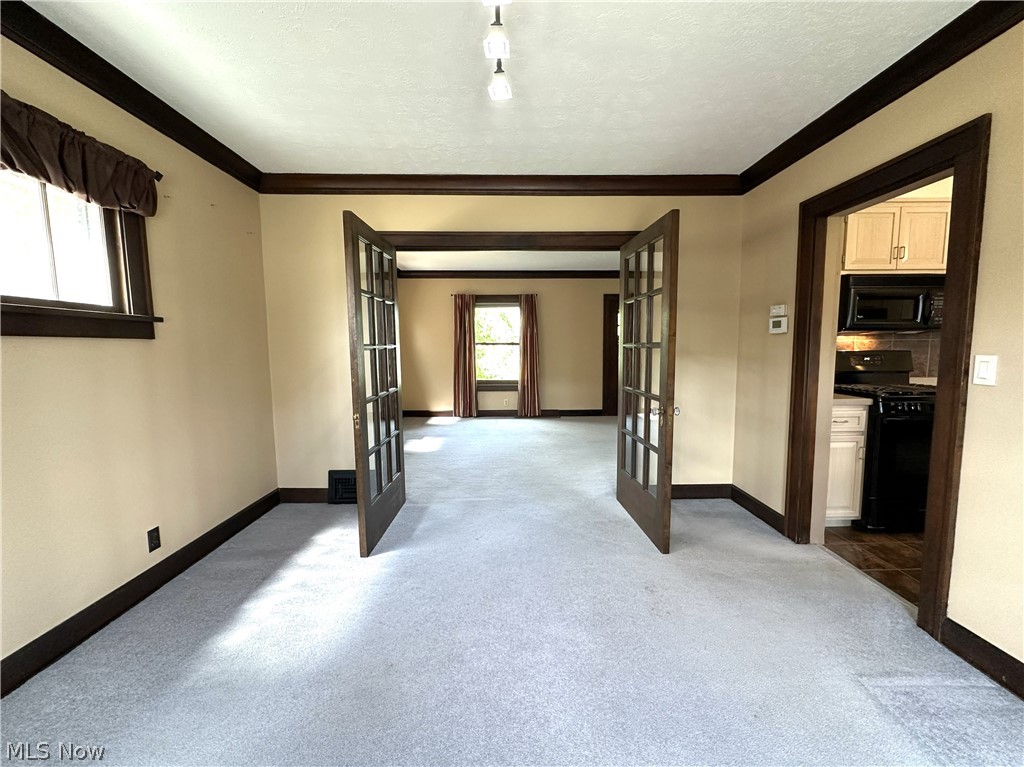 2713 Brookview Boulevard Parma OH 44134