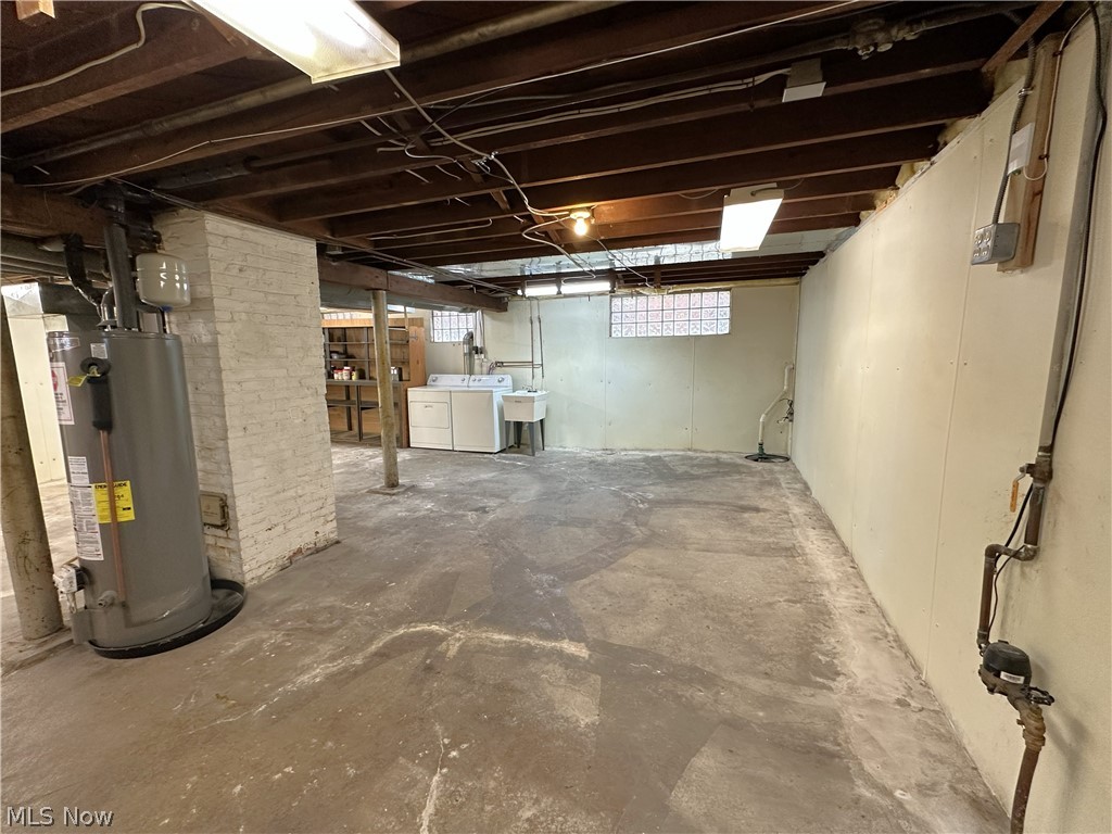2713 Brookview Boulevard Parma OH 44134