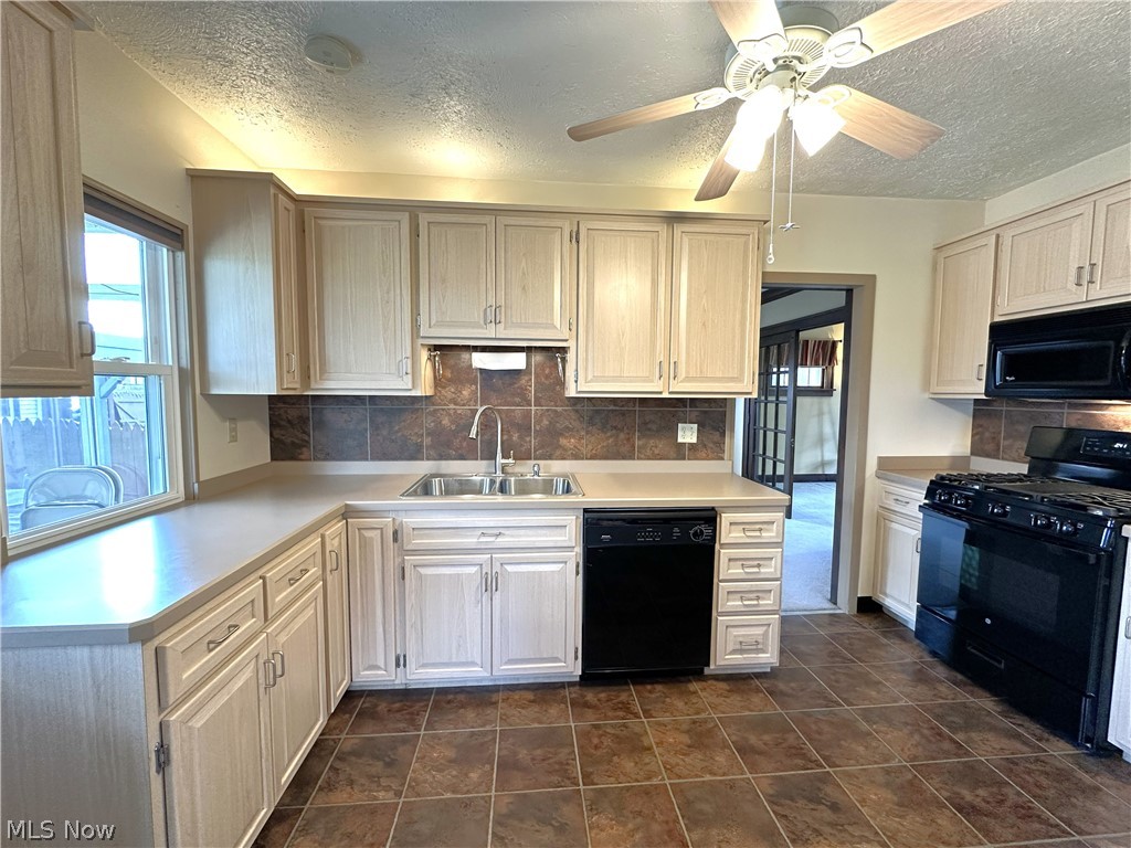 2713 Brookview Boulevard Parma OH 44134