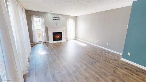 591 Brookpointe Circle Northfield OH 44067