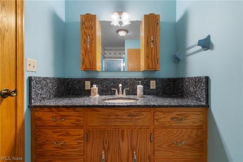 5510 Steiner Road Sterling OH 44276