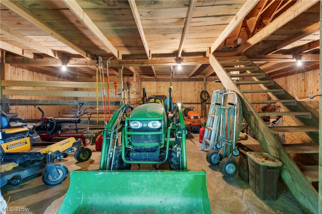 5510 Steiner Road Sterling OH 44276