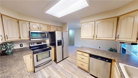 326 Bowman Drive Kent OH 44240