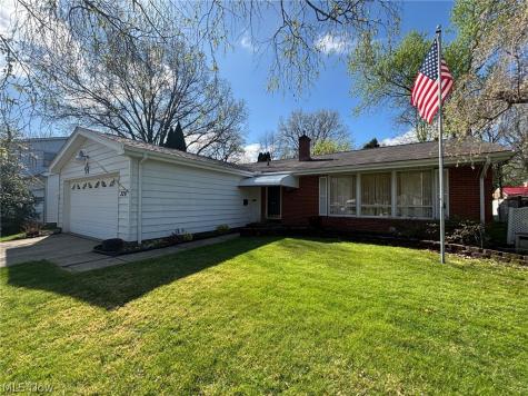 326 Bowman Drive Kent OH 44240