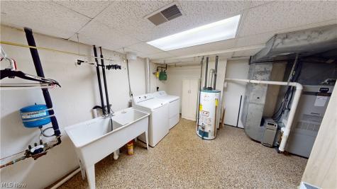 326 Bowman Drive Kent OH 44240