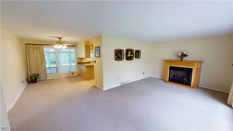 326 Bowman Drive Kent OH 44240