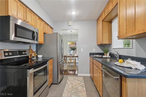 1283 Bates Road Rocky River OH 44116