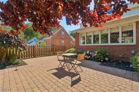 1283 Bates Road Rocky River OH 44116