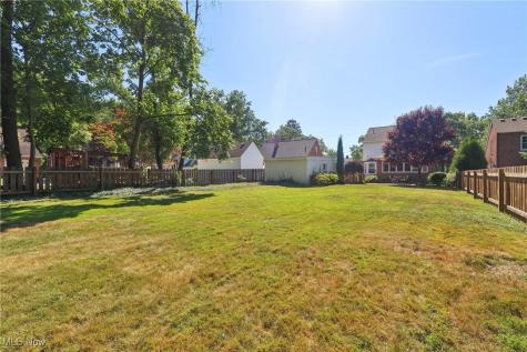 1283 Bates Road Rocky River OH 44116