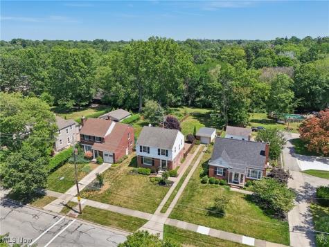 1283 Bates Road Rocky River OH 44116