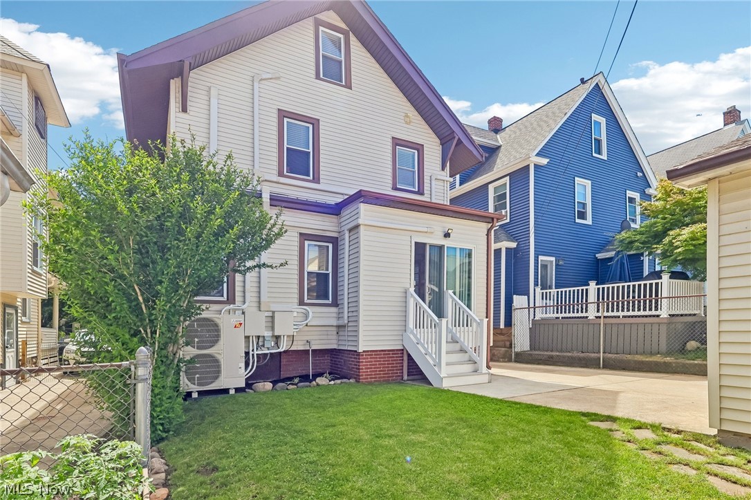 1356 Westlake Avenue Lakewood OH 44107