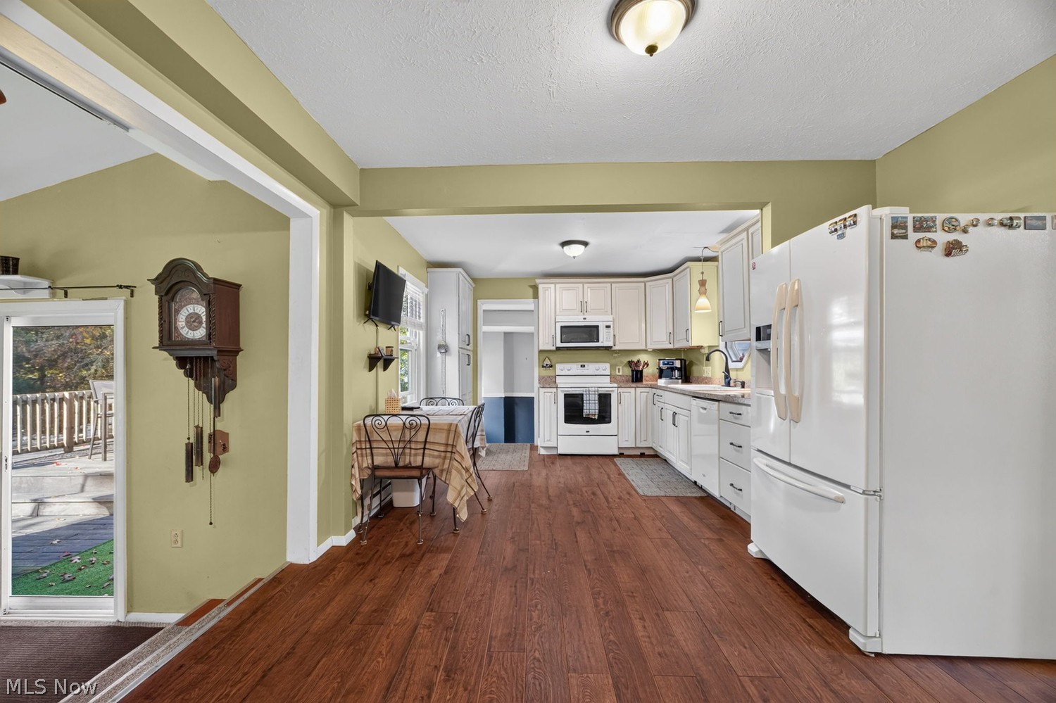 14276 Watt Road Novelty OH 44072