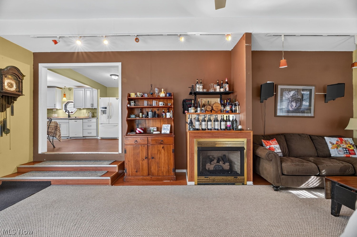 14276 Watt Road Novelty OH 44072