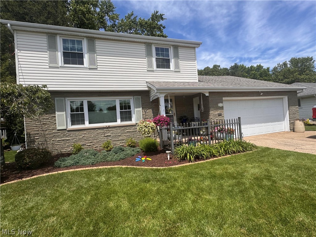 934 Larkridge Avenue Youngstown OH 44512