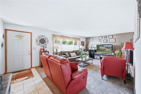 934 Larkridge Avenue Youngstown OH 44512