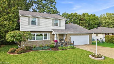 934 Larkridge Avenue Youngstown OH 44512