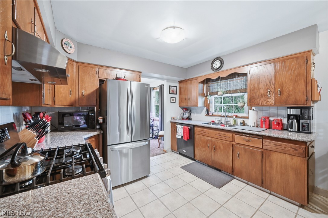 934 Larkridge Avenue Youngstown OH 44512
