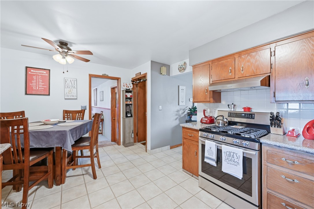 934 Larkridge Avenue Youngstown OH 44512