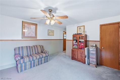 934 Larkridge Avenue Youngstown OH 44512