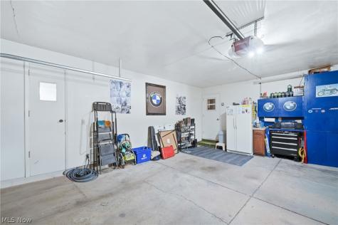 934 Larkridge Avenue Youngstown OH 44512