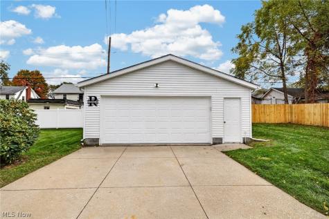 733 Roslyn Avenue Akron OH 44320