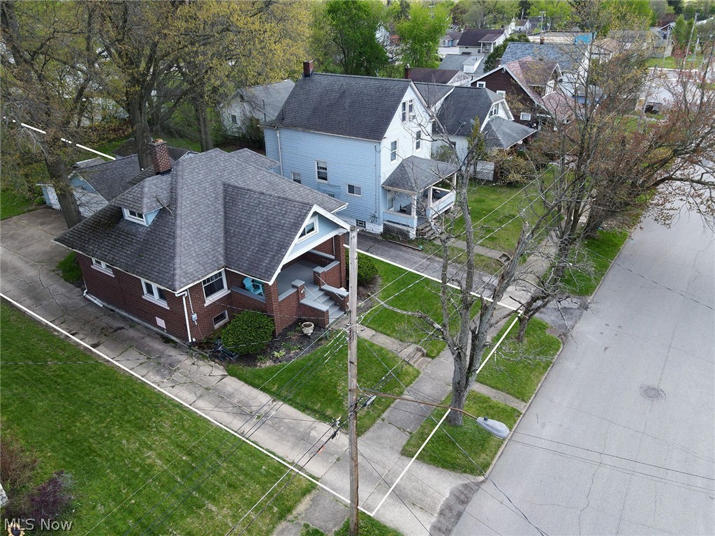 33 N Hartford Avenue Youngstown OH 44509