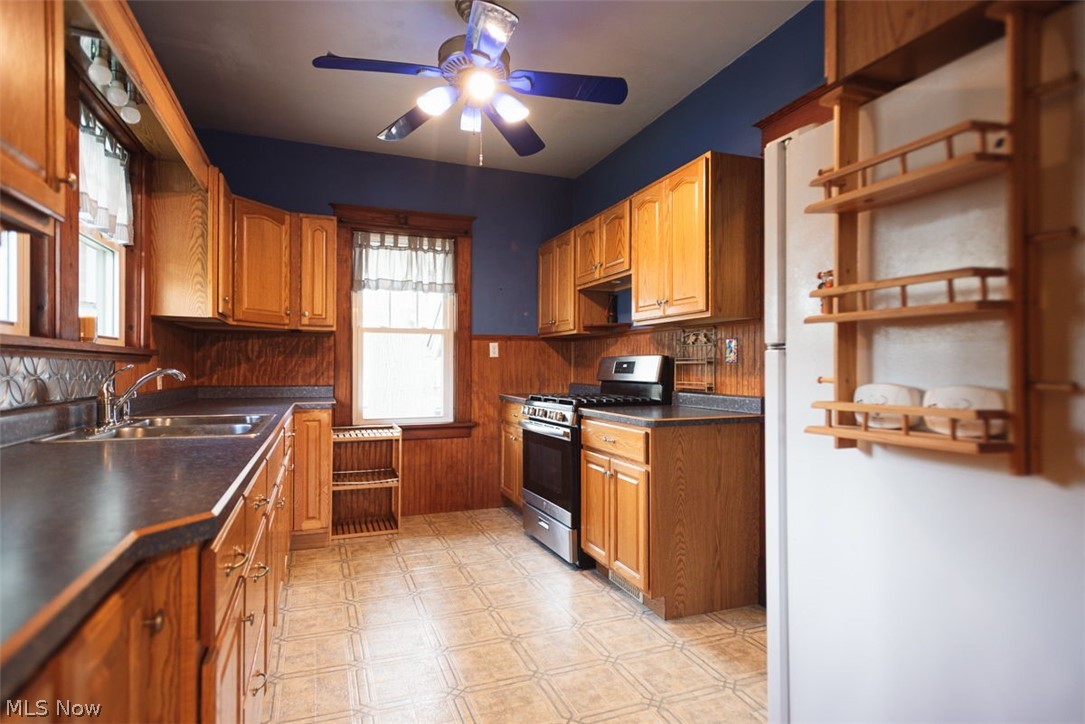 33 N Hartford Avenue Youngstown OH 44509