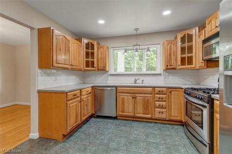 6609 Debbie Drive North Ridgeville OH 44039