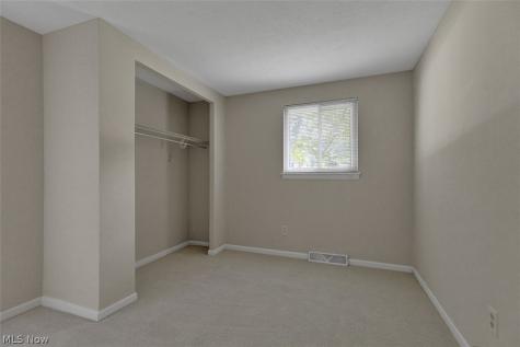 6609 Debbie Drive North Ridgeville OH 44039