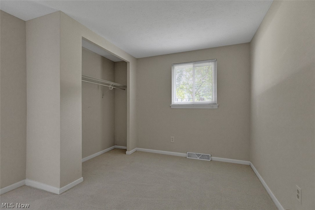6609 Debbie Drive North Ridgeville OH 44039