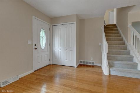 6609 Debbie Drive North Ridgeville OH 44039