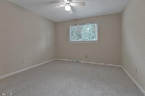 6609 Debbie Drive North Ridgeville OH 44039