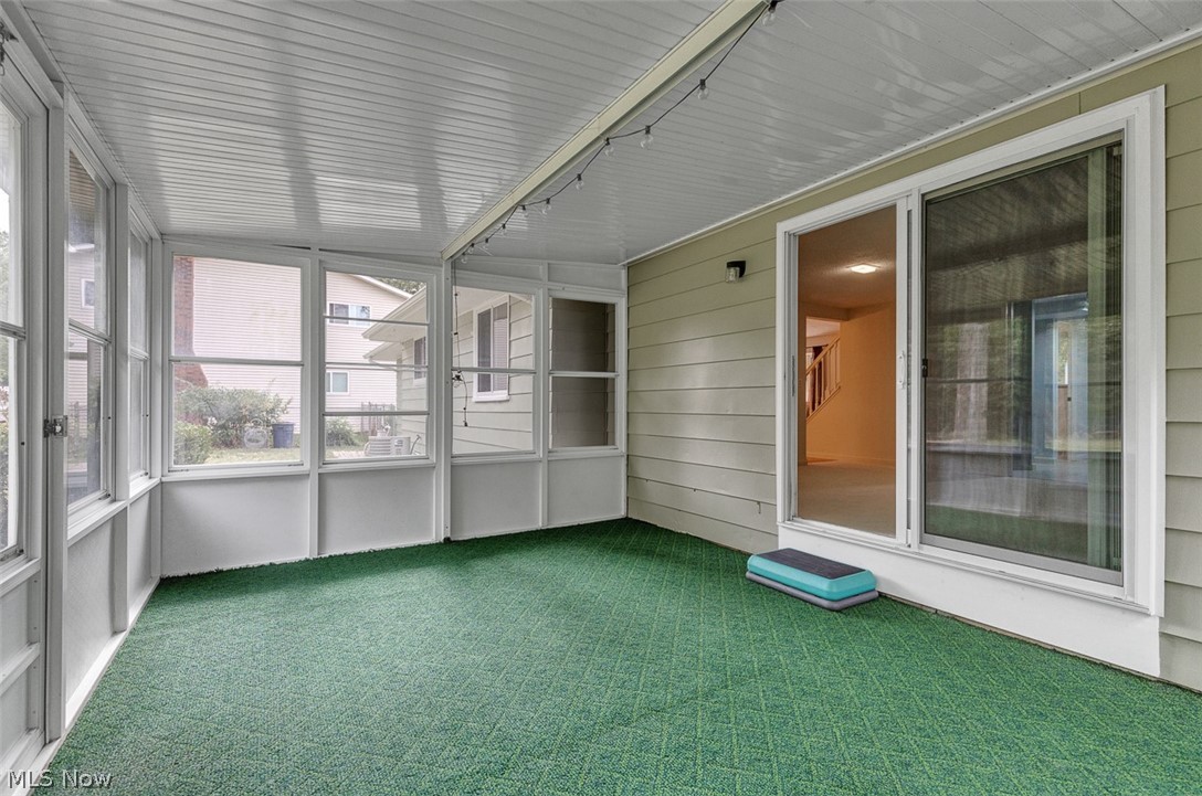 6609 Debbie Drive North Ridgeville OH 44039