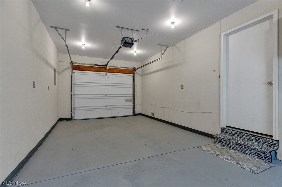6609 Debbie Drive North Ridgeville OH 44039
