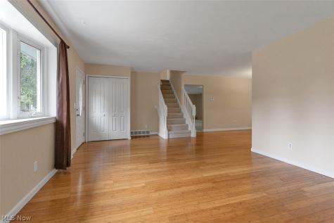 6609 Debbie Drive North Ridgeville OH 44039