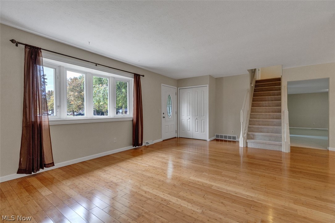 6609 Debbie Drive North Ridgeville OH 44039