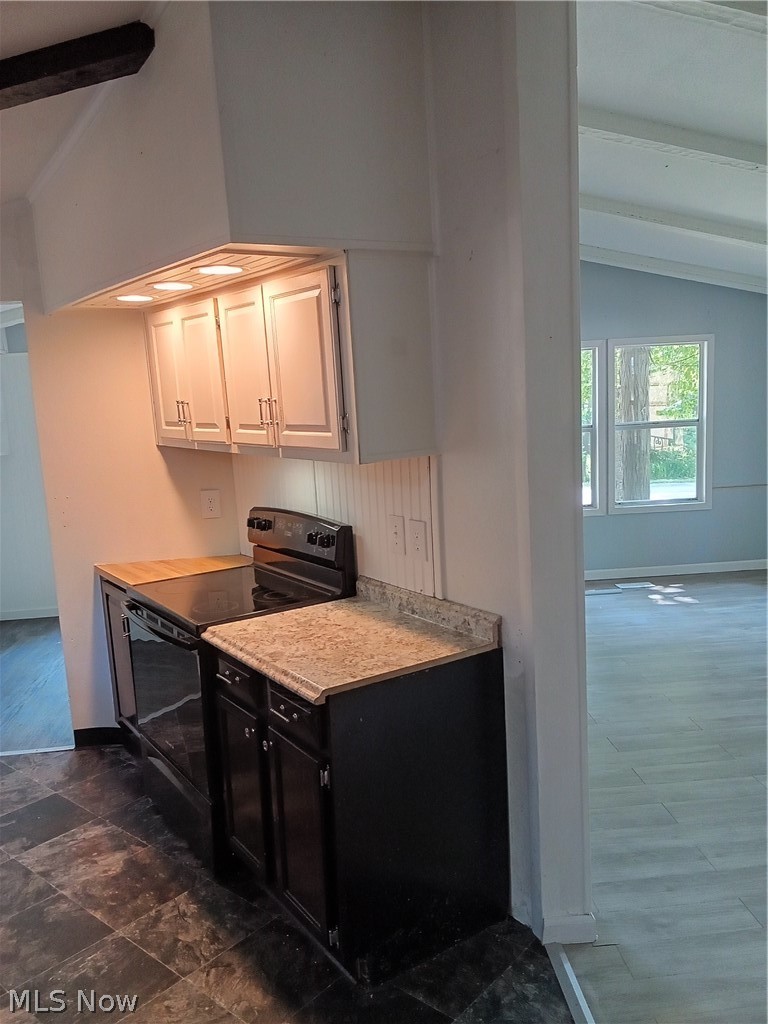 6 Cardinal Drive Hiram OH 44234