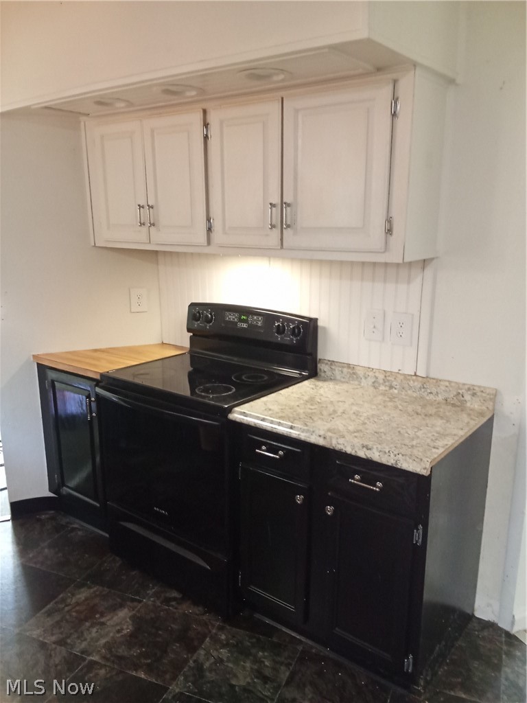 6 Cardinal Drive Hiram OH 44234