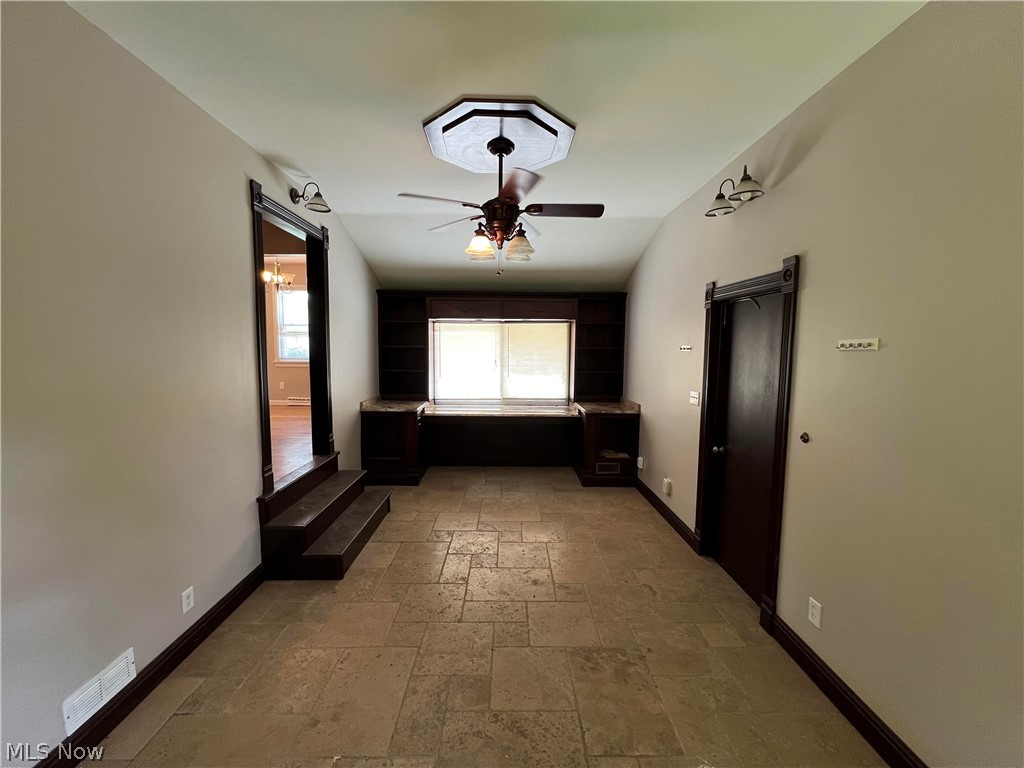 25716 Westwood Road Westlake OH 44145