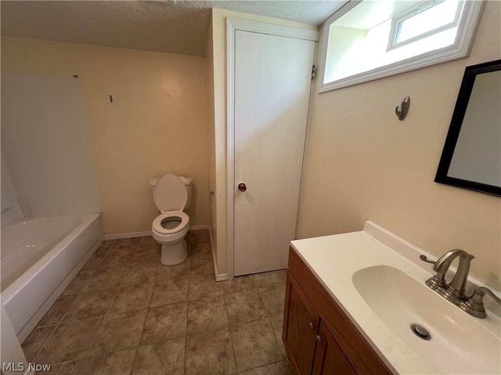 25716 Westwood Road Westlake OH 44145