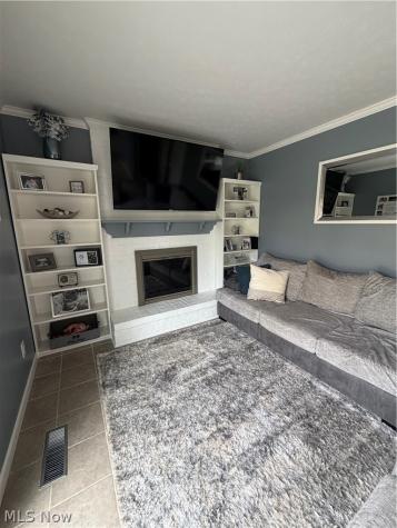 497 Southeast Avenue Tallmadge OH 44278