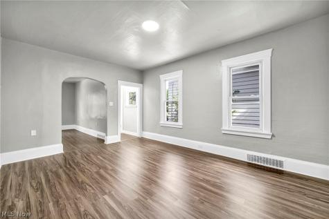 3683 E 54th Street Cleveland OH 44105