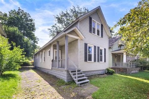 3683 E 54th Street Cleveland OH 44105