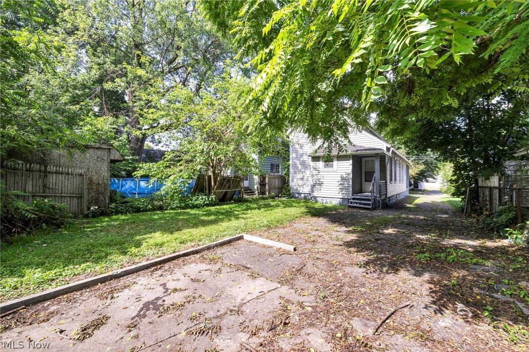 3683 E 54th Street Cleveland OH 44105