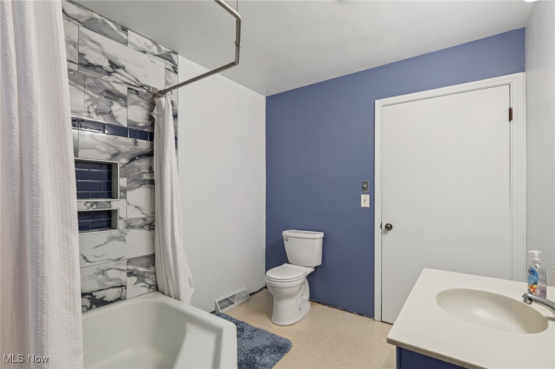 6681 Lakeview Drive Kinsman OH 44428